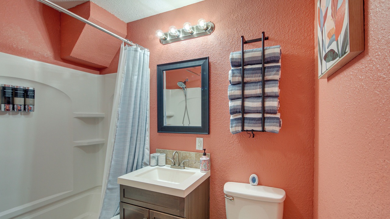 Photo of Bathroom in Tool