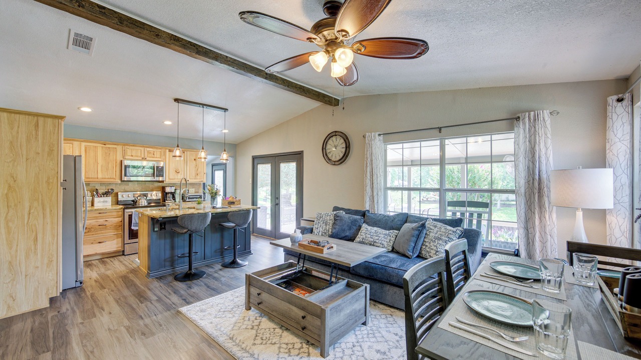 Photo of Livingroom in Tool