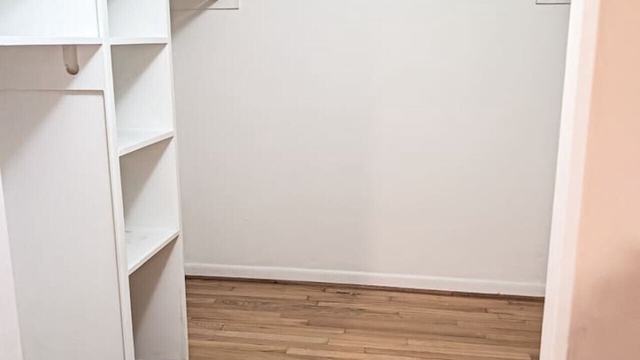 Photo of Others in Columbia