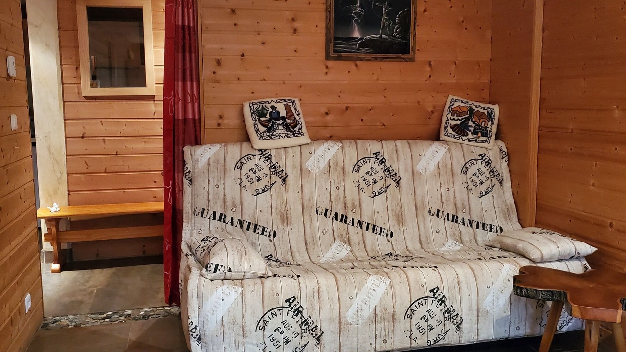 Photo of Others in Montfaucon