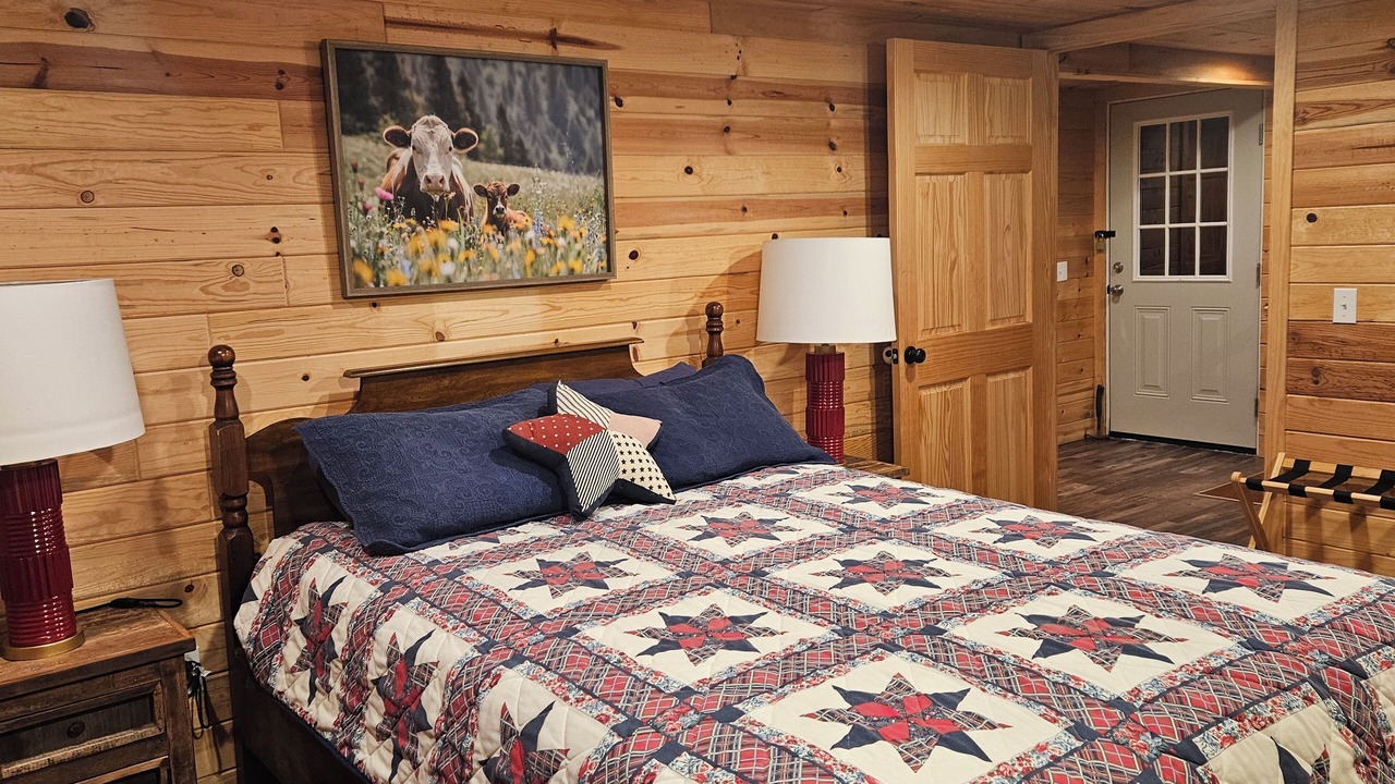 Photo of Bedroom in Bryant