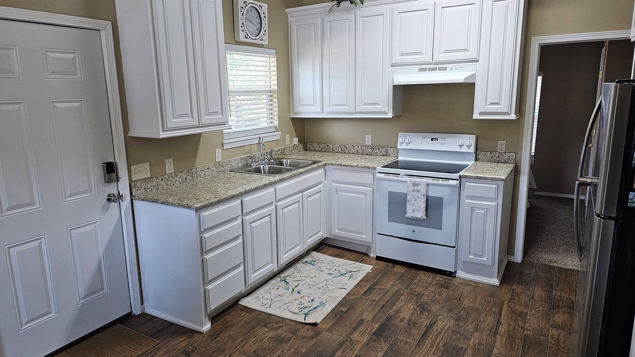Photo of Kitchen in Guthrie