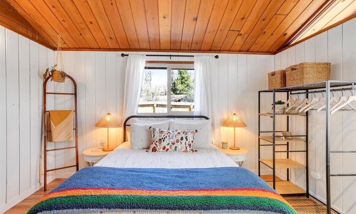 Photo of Bedroom in Mono Vista
