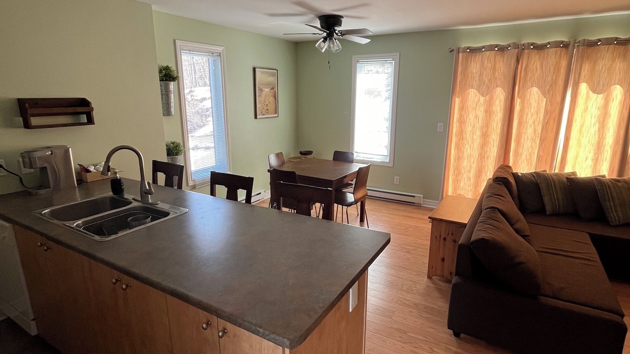Photo of Livingroom in Mont Ste. Marie