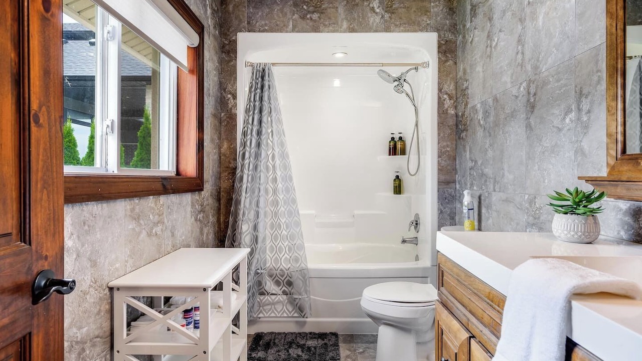 Photo of Bathroom in Leamington