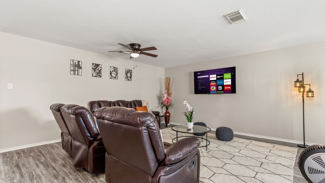 Photo of Livingroom in West San Antonio