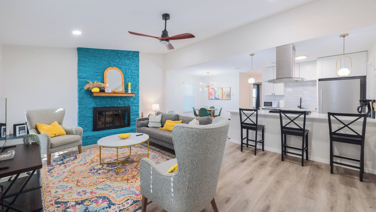Photo of Livingroom in Barrington Oaks