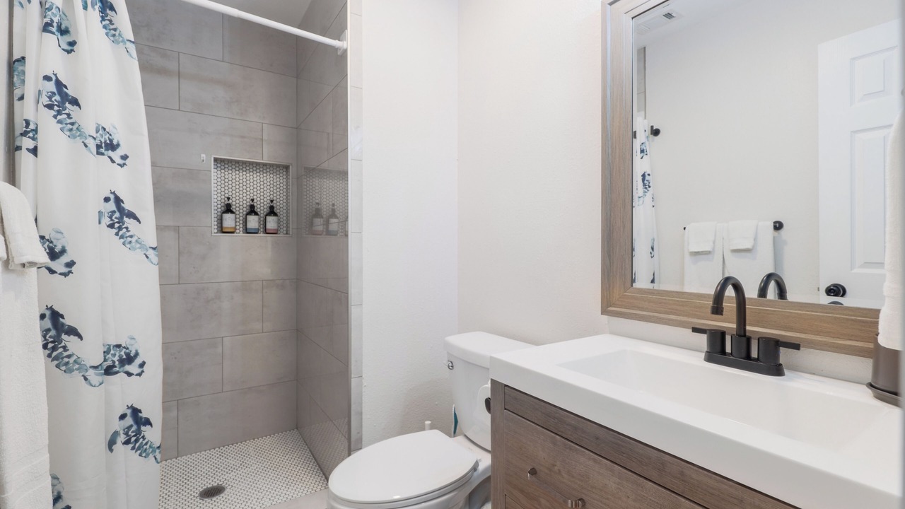 Photo of Bathroom in Barrington Oaks
