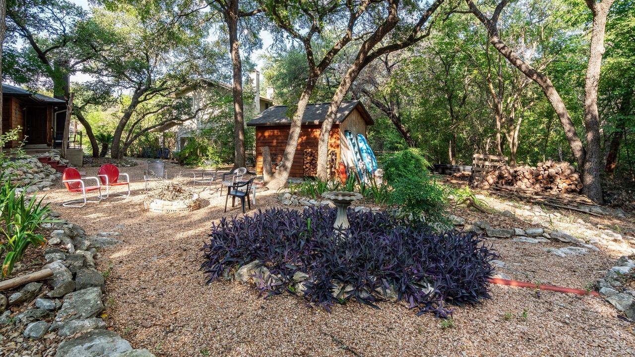 Photo of Outdoor in Barton Hills