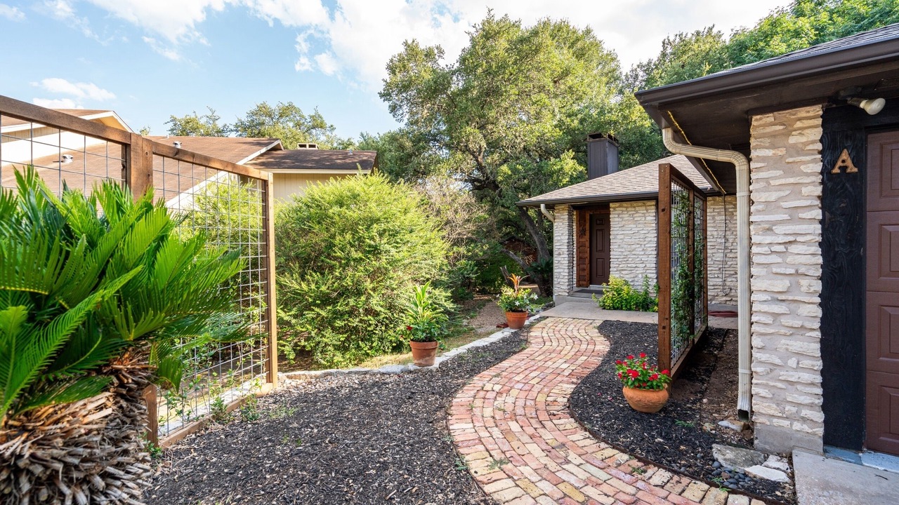 Photo of Outdoor in Barton Hills