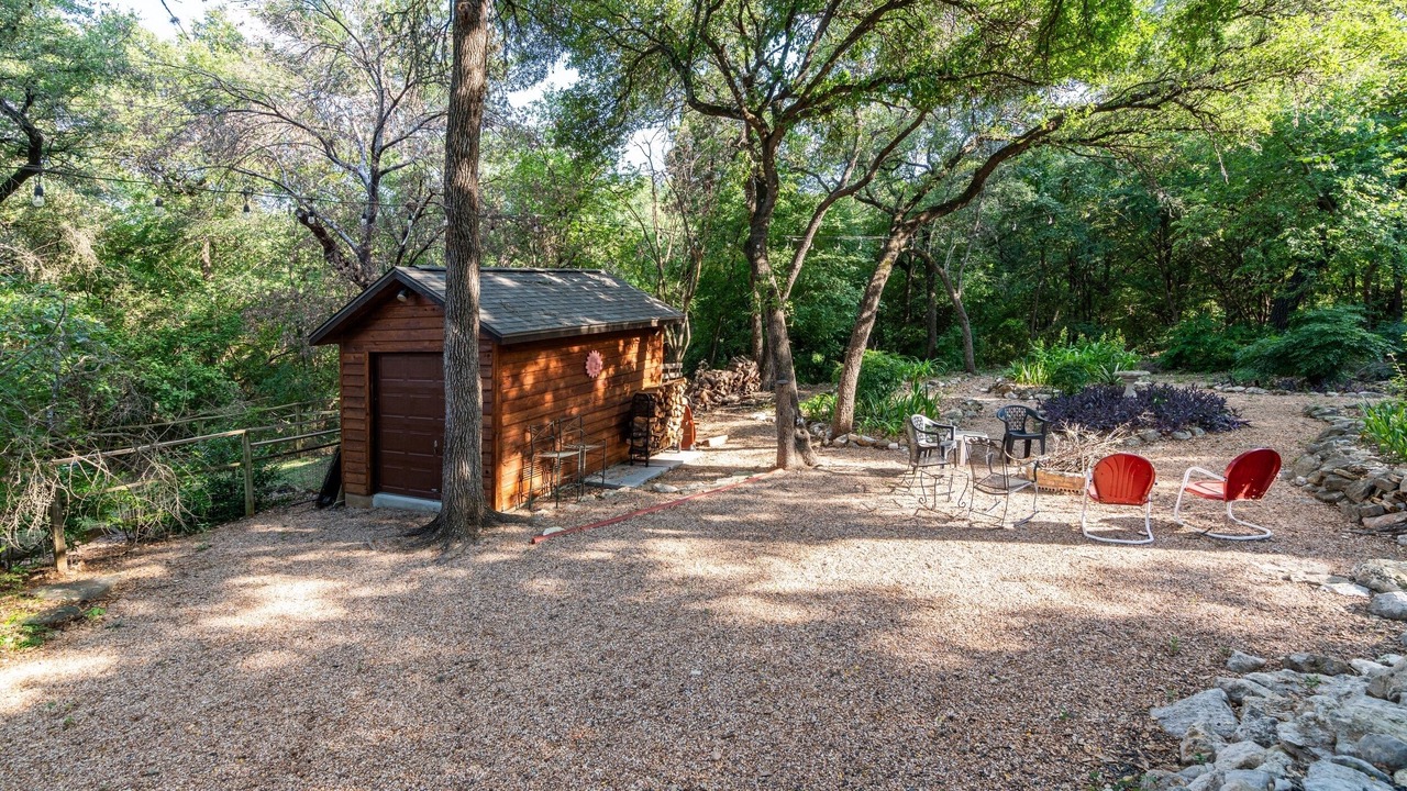Photo of Outdoor in Barton Hills