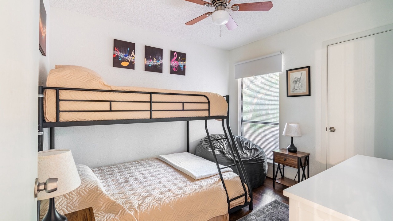 Photo of Bedroom in Barton Hills