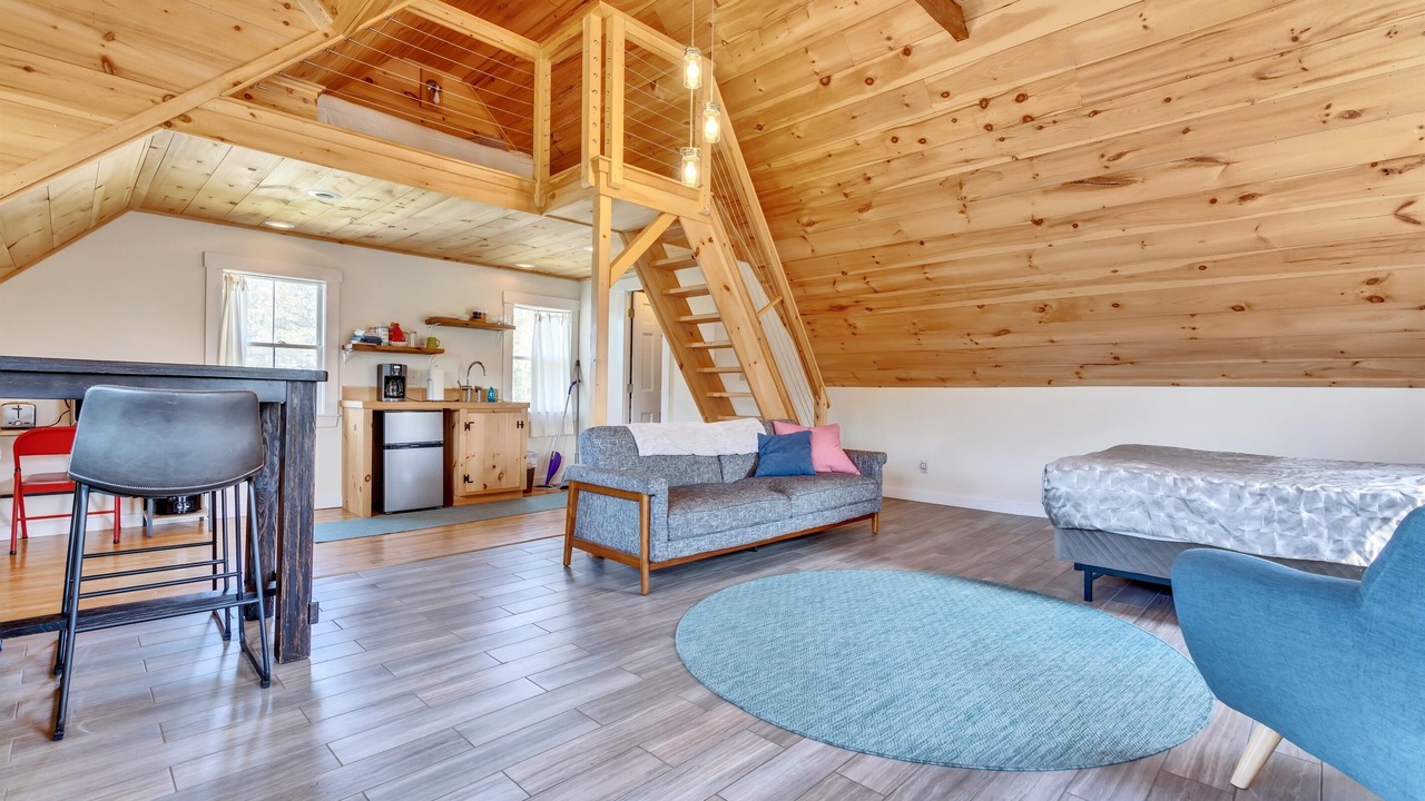 Photo of Others in Martinsville