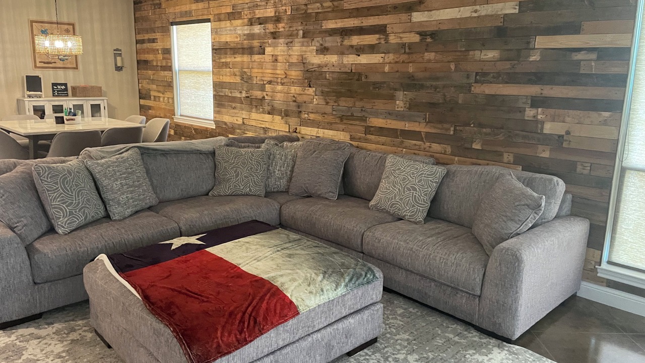 Photo of Livingroom in Carolyn Estates