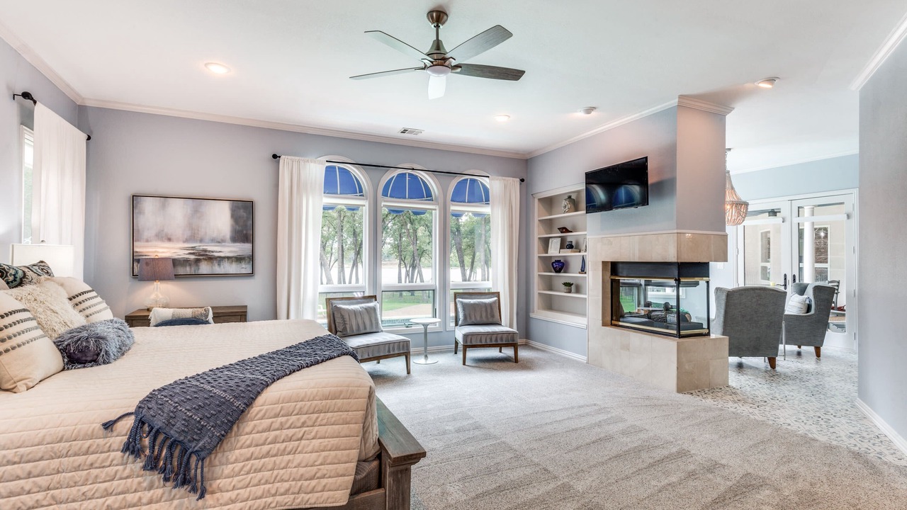 Photo of Bedroom in Lakewood Village