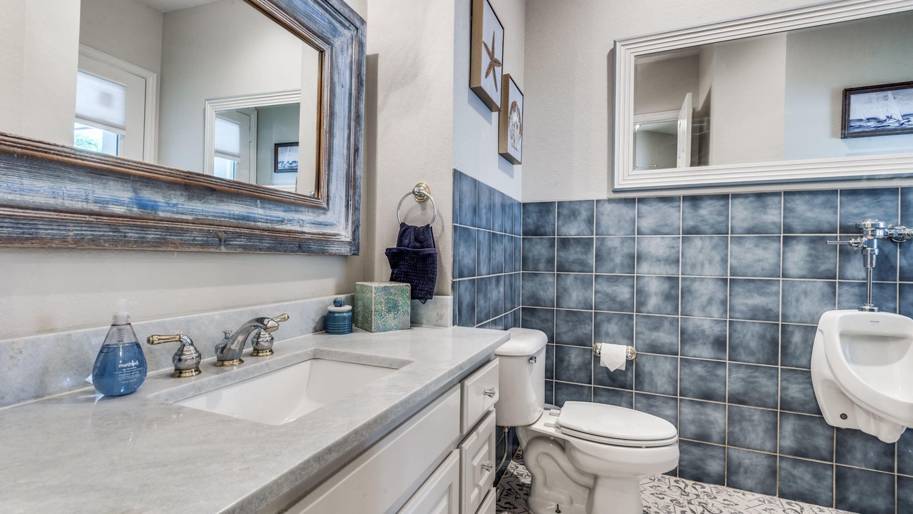 Photo of Bathroom in Lakewood Village