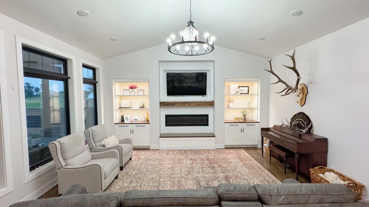 Photo of Livingroom in St. Anthony