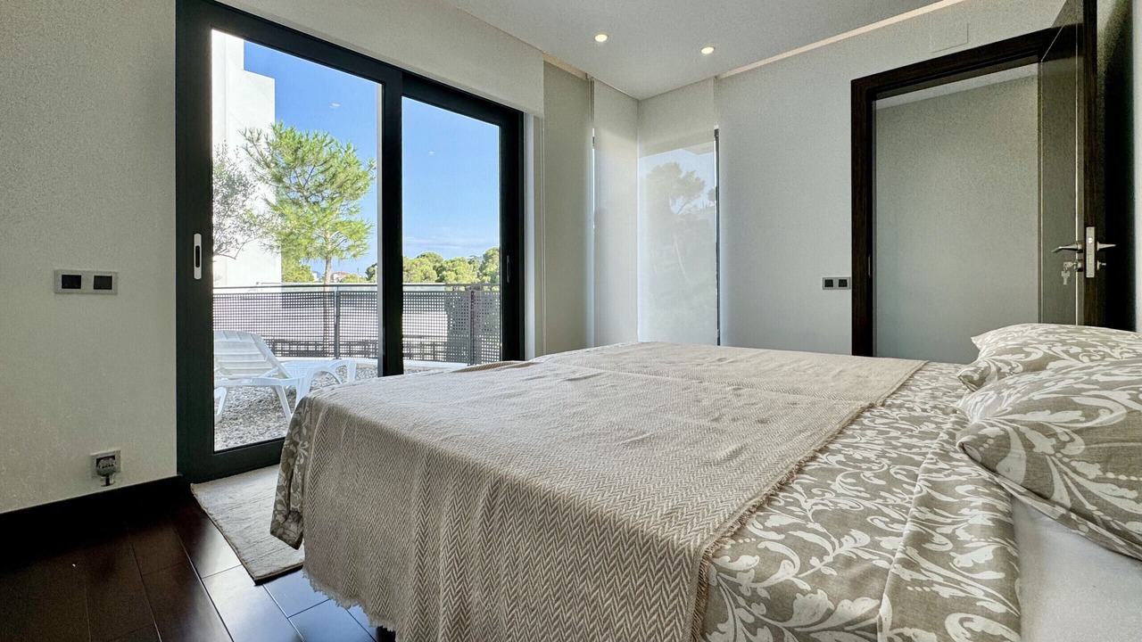 Photo of Bedroom in Llanca