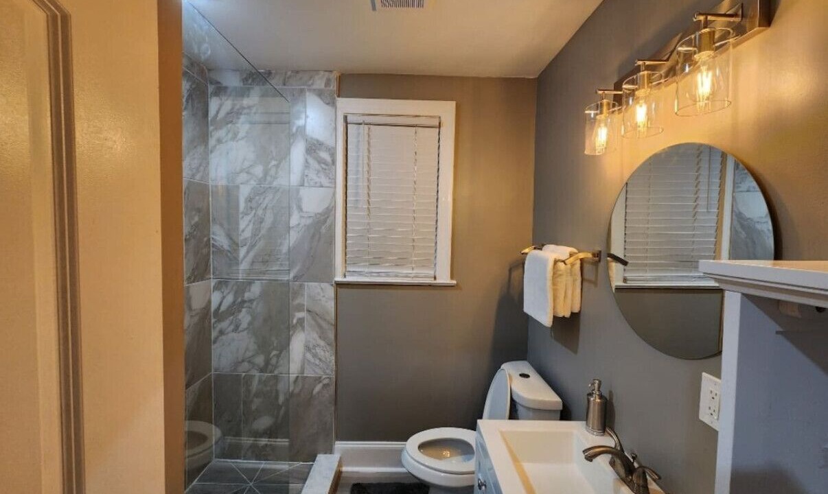 Photo of Bathroom in Midtown