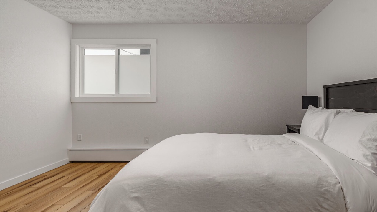 Photo of Bedroom in Northeast Anchorage