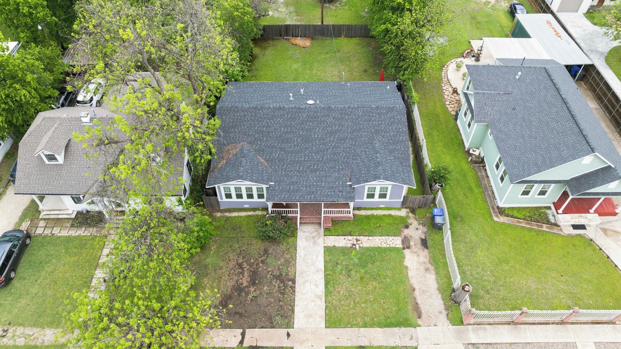 Photo of Outdoor in Austin Ave.