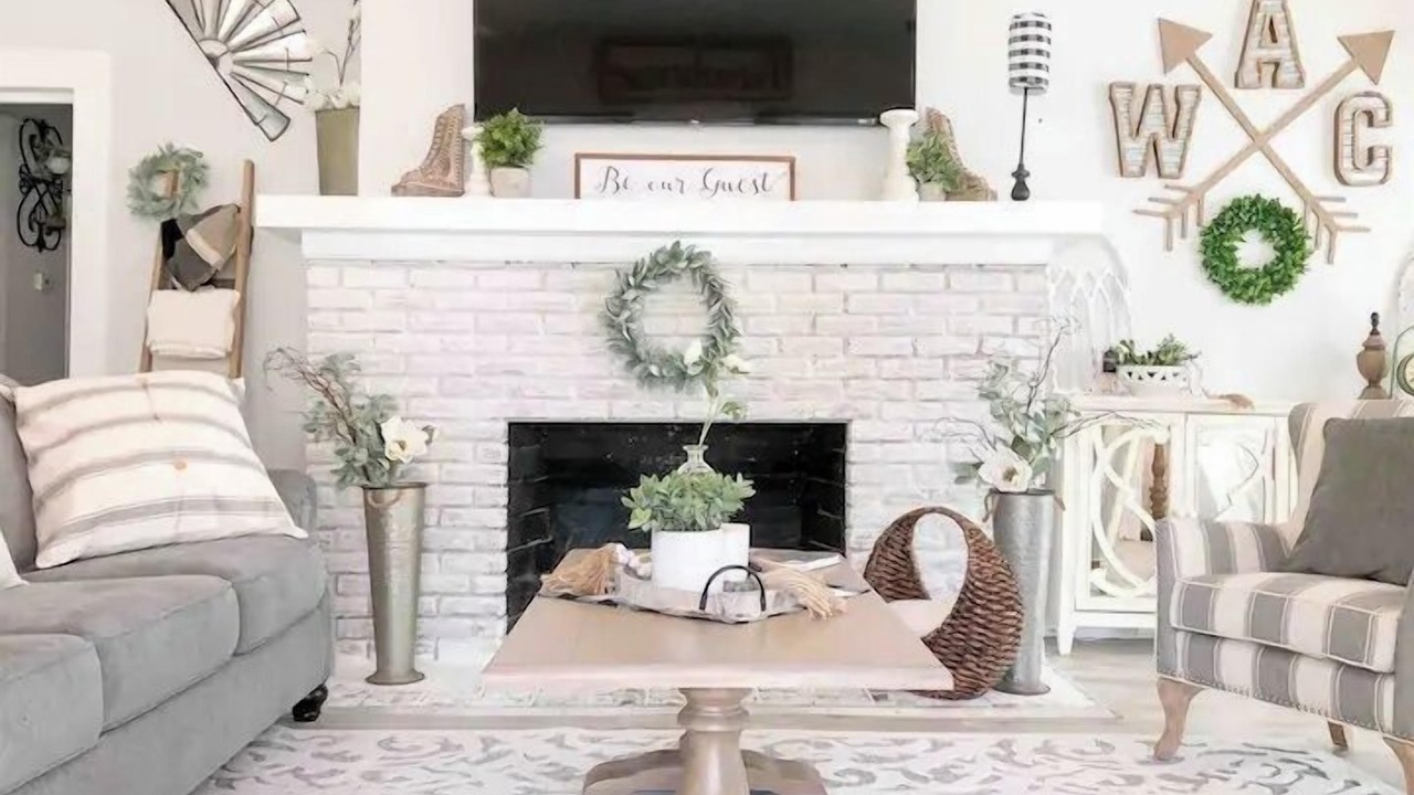 Photo of Livingroom in Austin Ave.