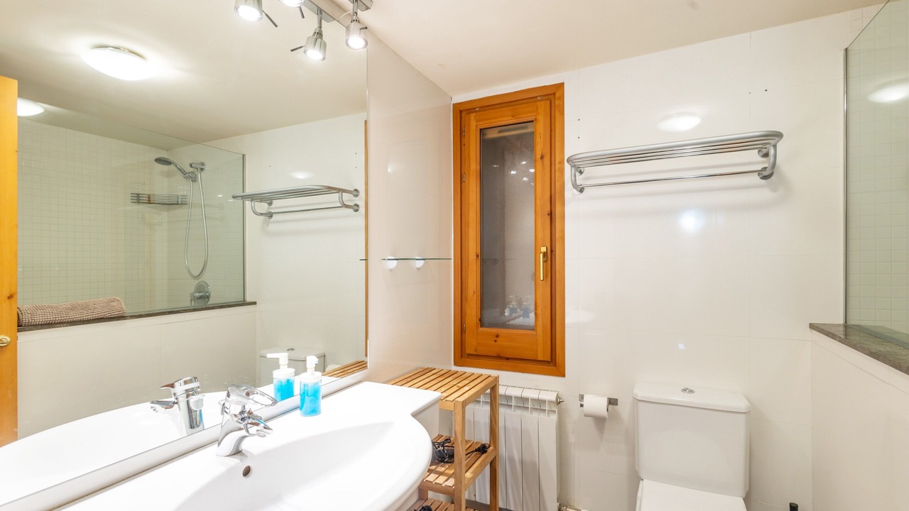 Photo of Bathroom in Campelles