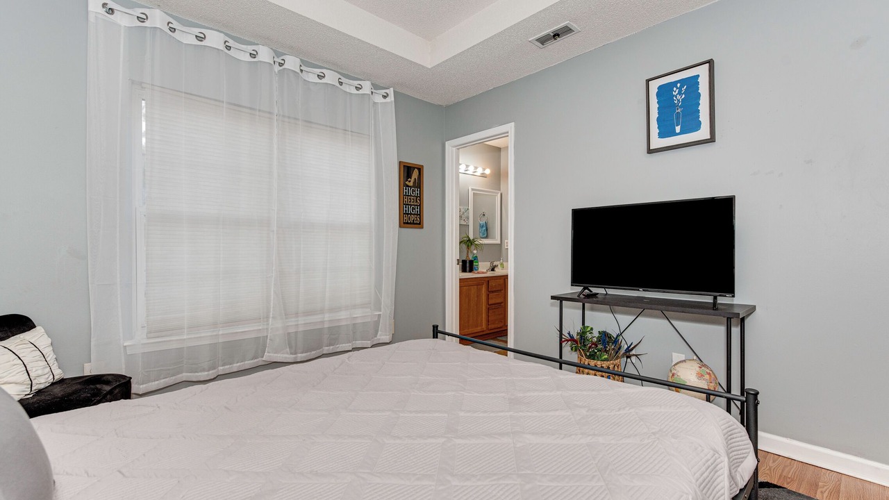 Photo of Bedroom in Enderly Park