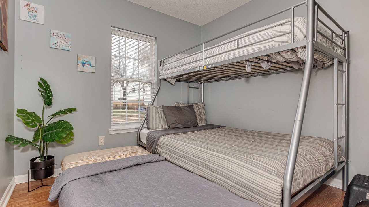 Photo of Bedroom in Enderly Park