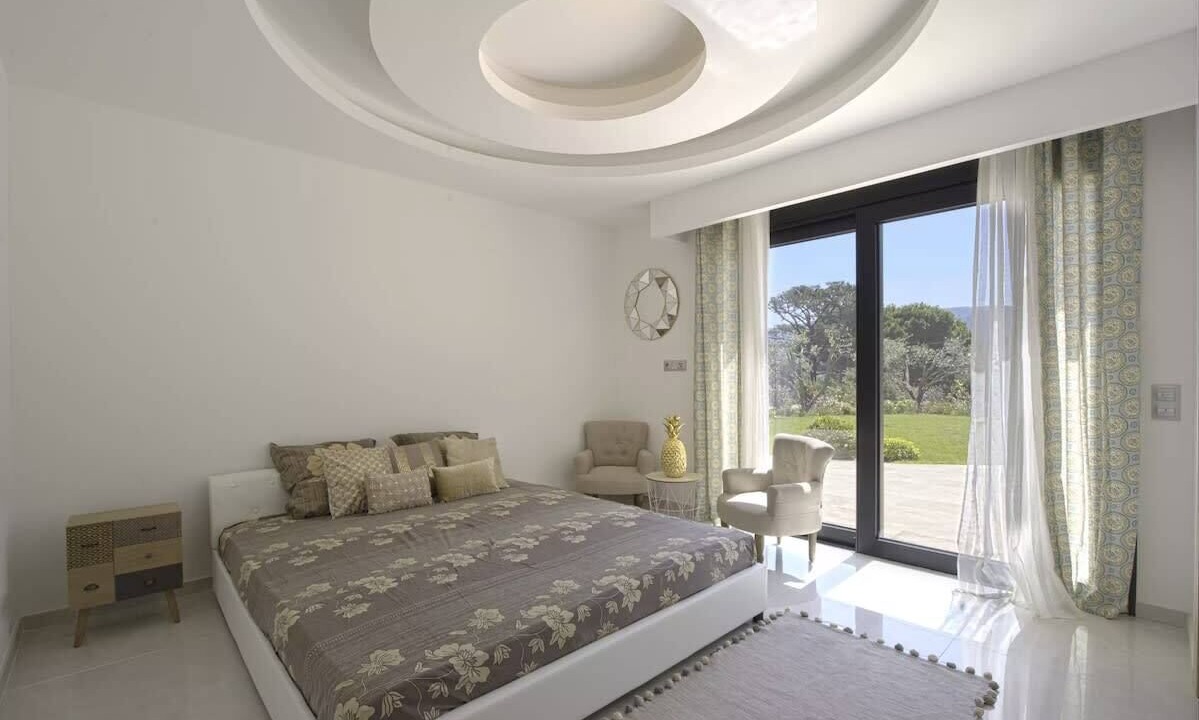 Photo of Bedroom in Algajola