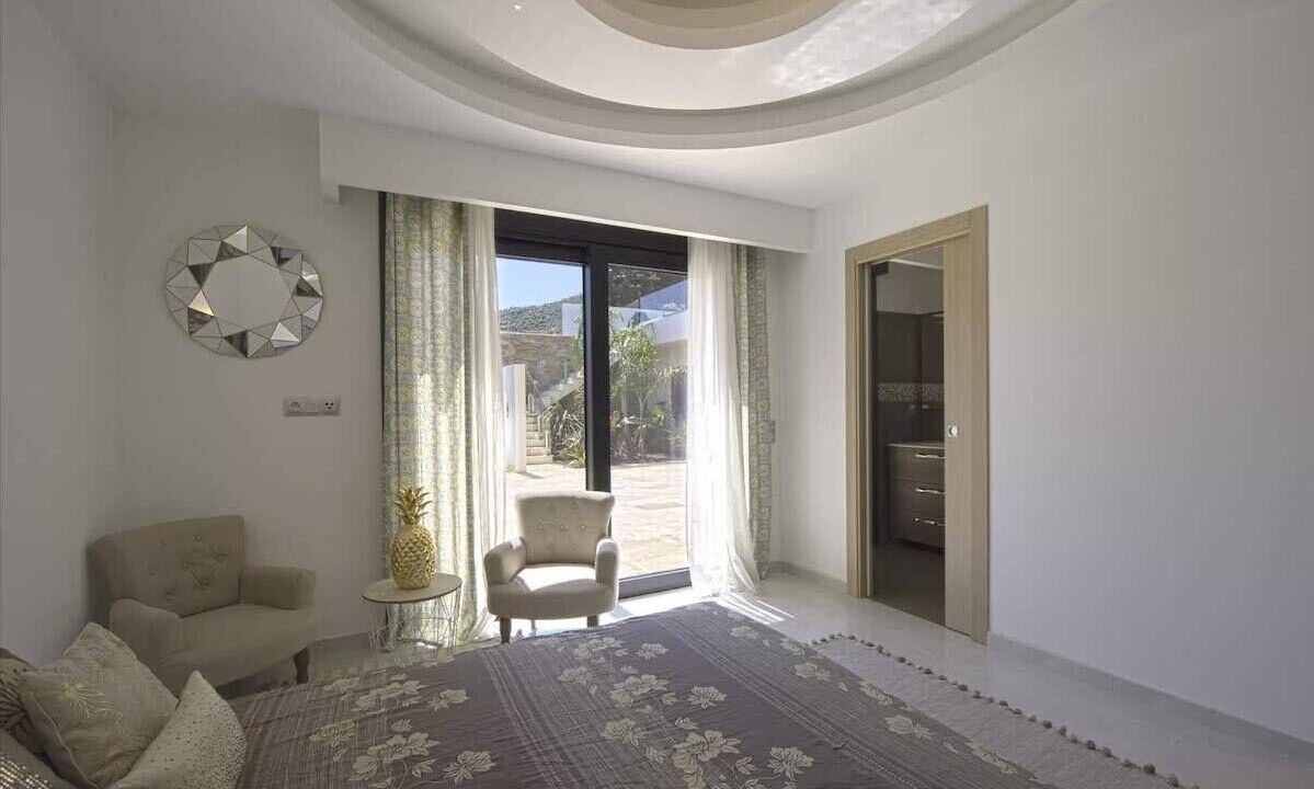 Photo of Bedroom in Algajola