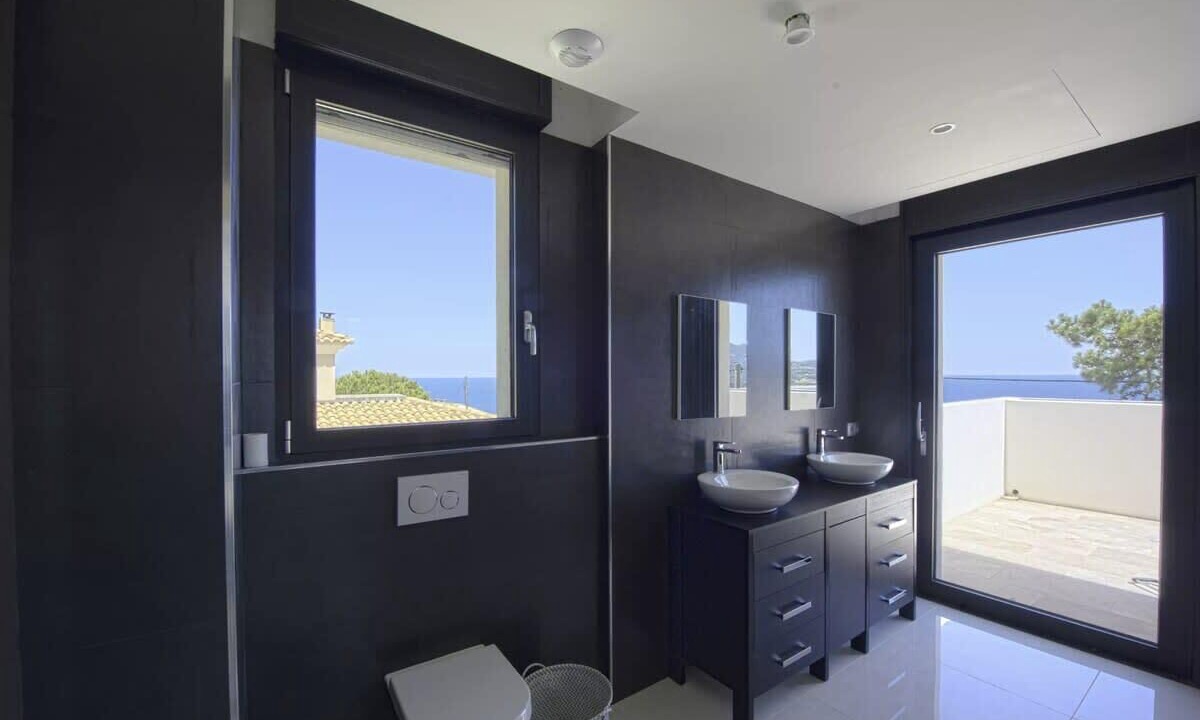 Photo of Bathroom in Algajola