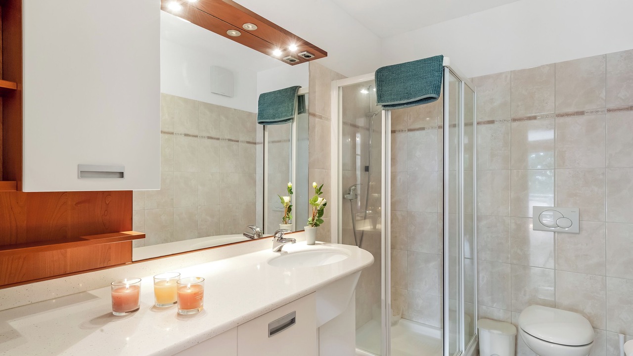 Photo of Bathroom in Vernate