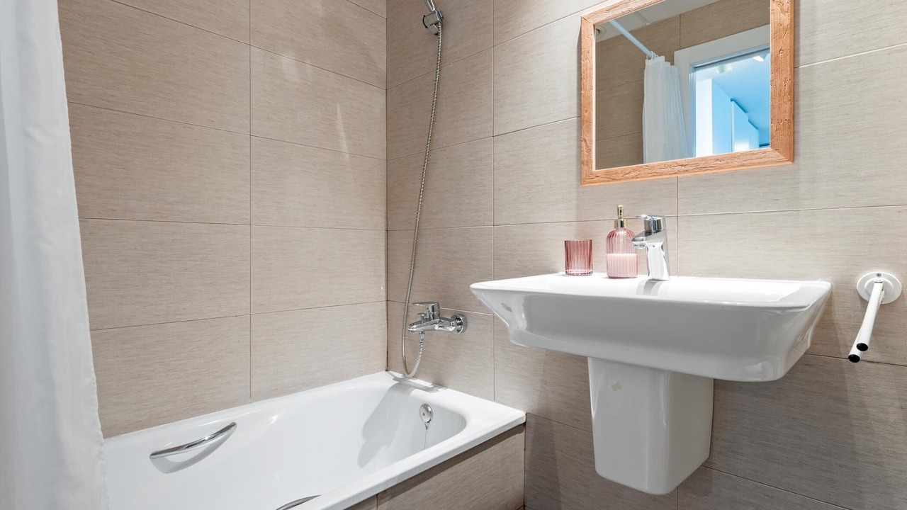 Photo of Bathroom in Roques Daurades