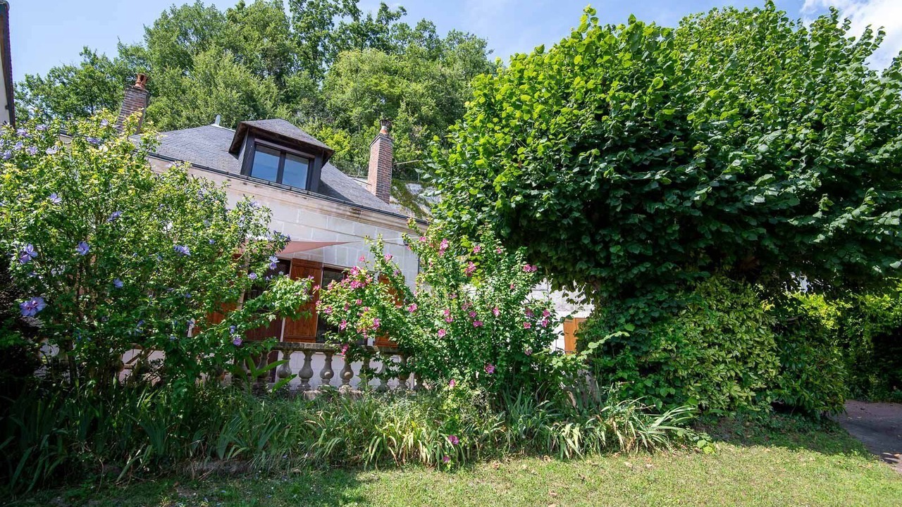 Photo of Outdoor in Nazelles-Negron