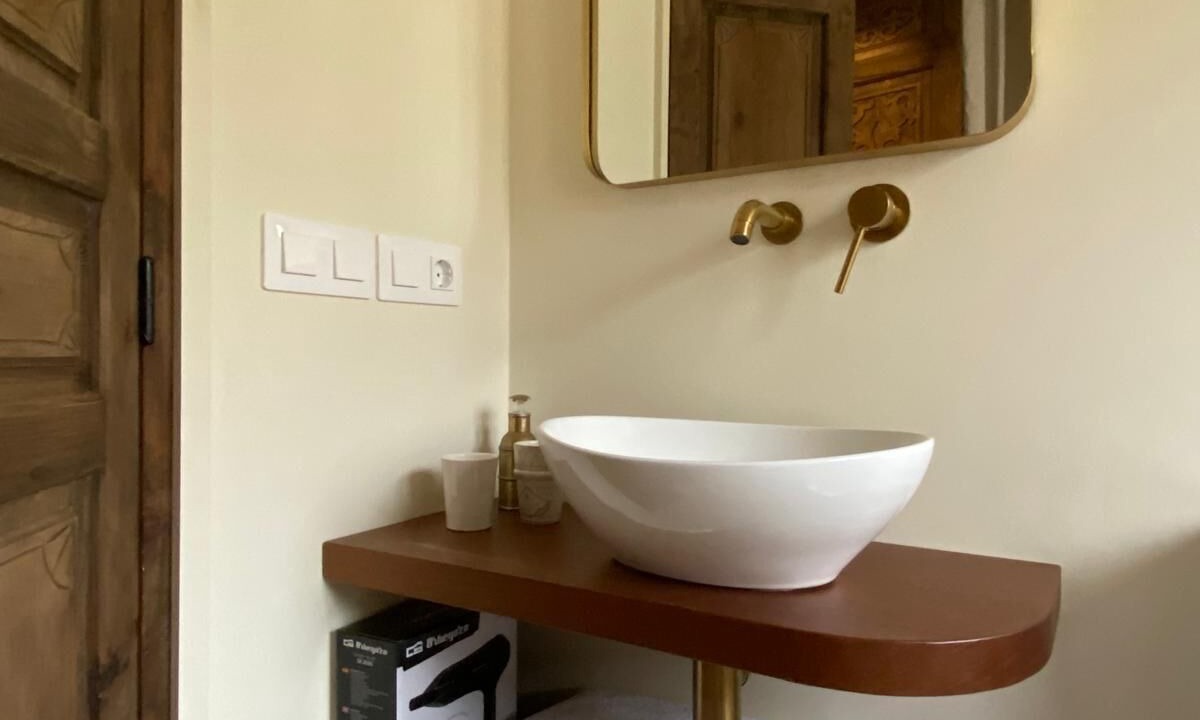 Photo of Bathroom in Villalobar de Rioja