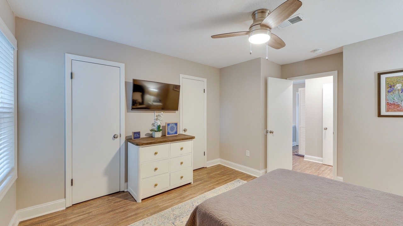 Photo of Bedroom in Summerville