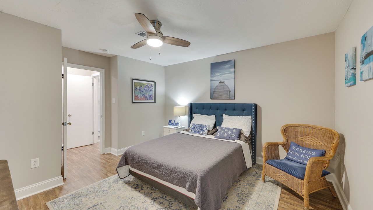 Photo of Bedroom in Summerville