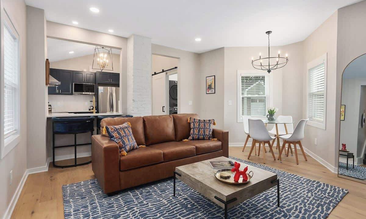 Photo of Livingroom in Lee's Summit