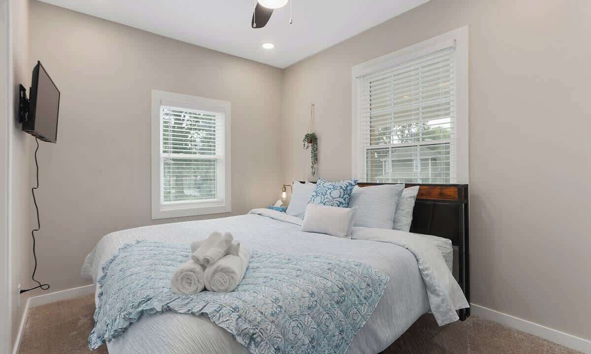 Photo of Bedroom in Lee's Summit