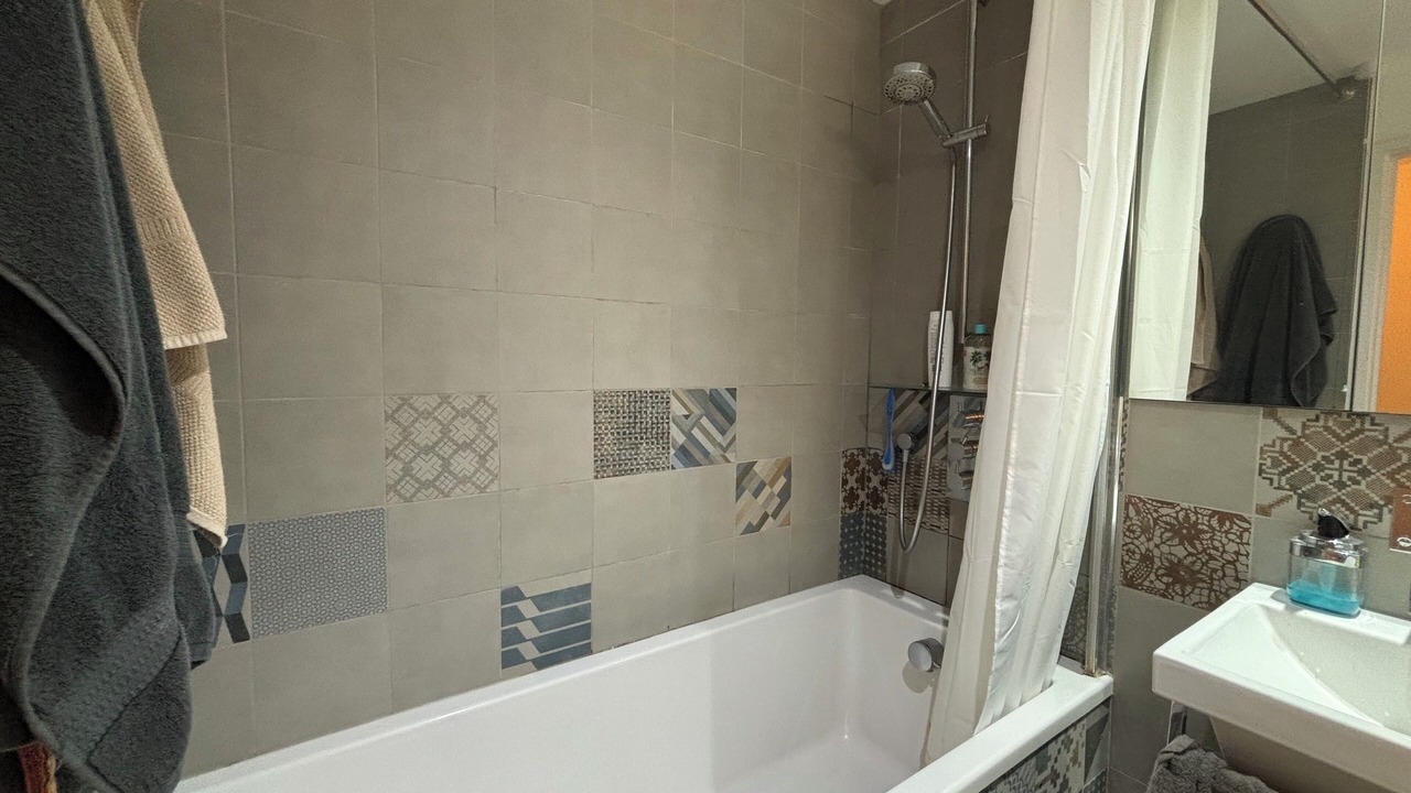 Photo of Others in Hackney