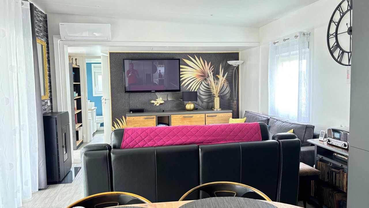 Photo of Livingroom in Sainte-Foy