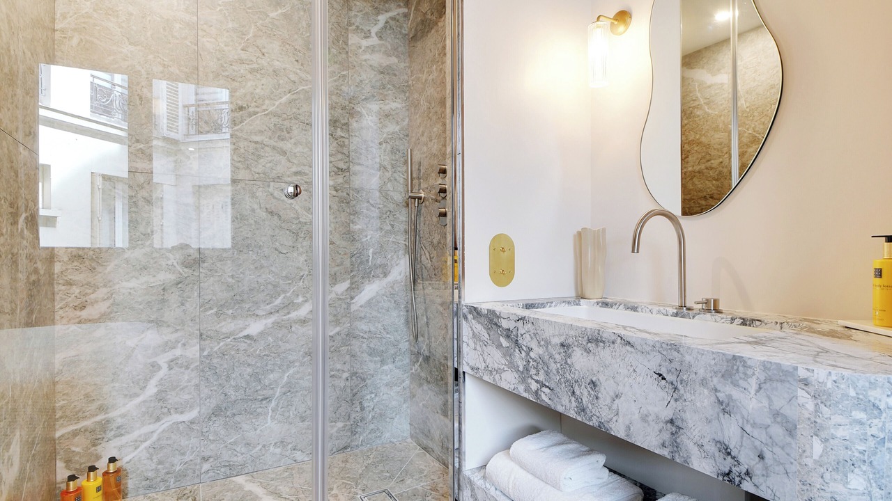 Photo of Bathroom in Odeon