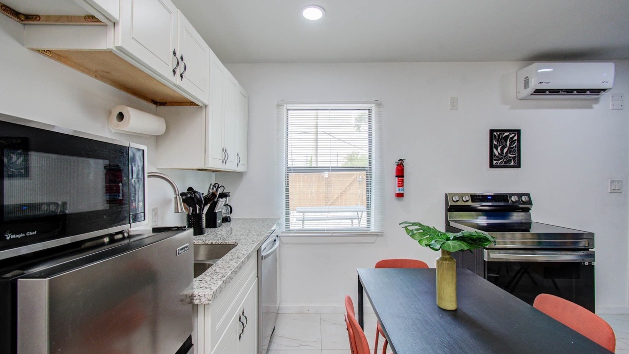 Photo of Kitchen in Greater East End