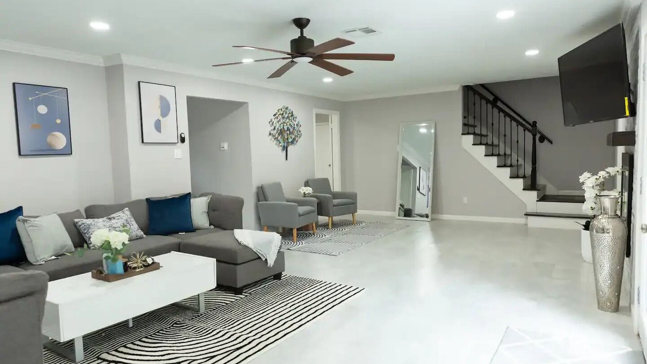 Photo of Livingroom in Barker