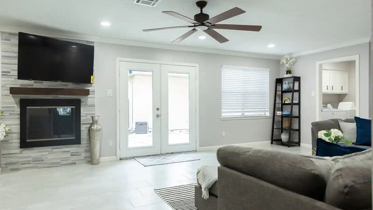 Photo of Livingroom in Barker
