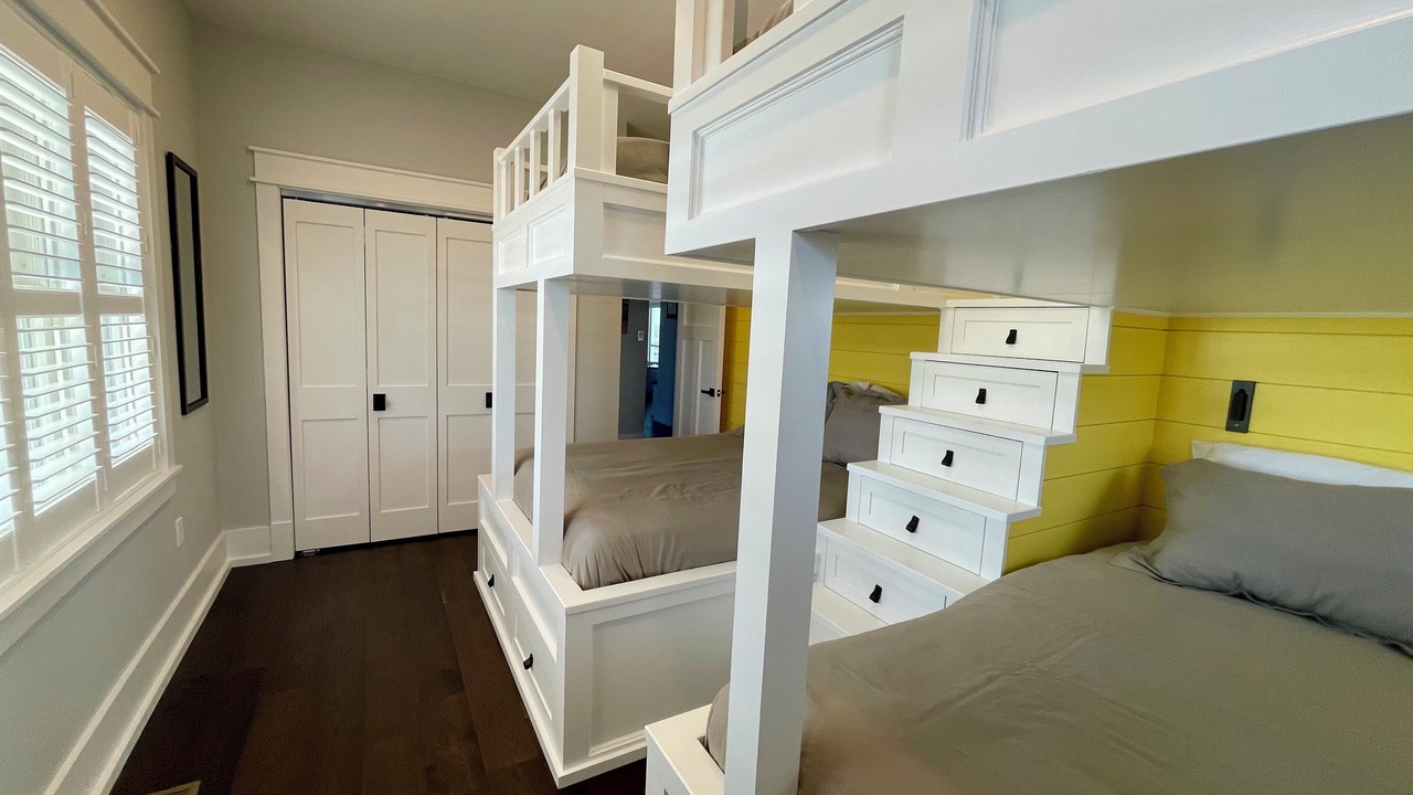 Photo of Bedroom in Cape May Court House