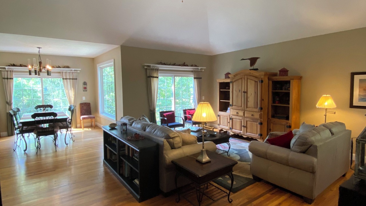 Photo of Livingroom in Anderson