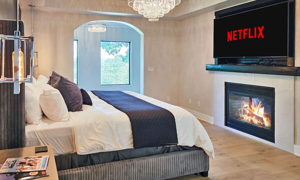 Photo of Bedroom in Lake of the Ozarks