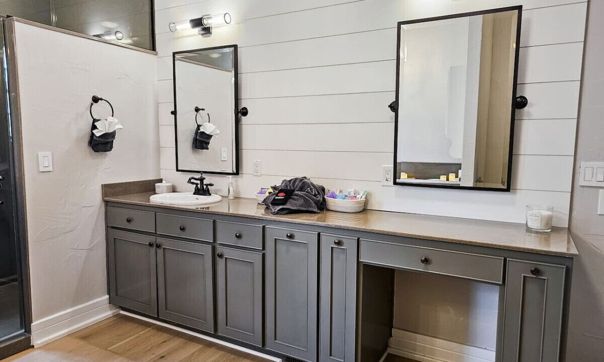 Photo of Bathroom in Lake of the Ozarks